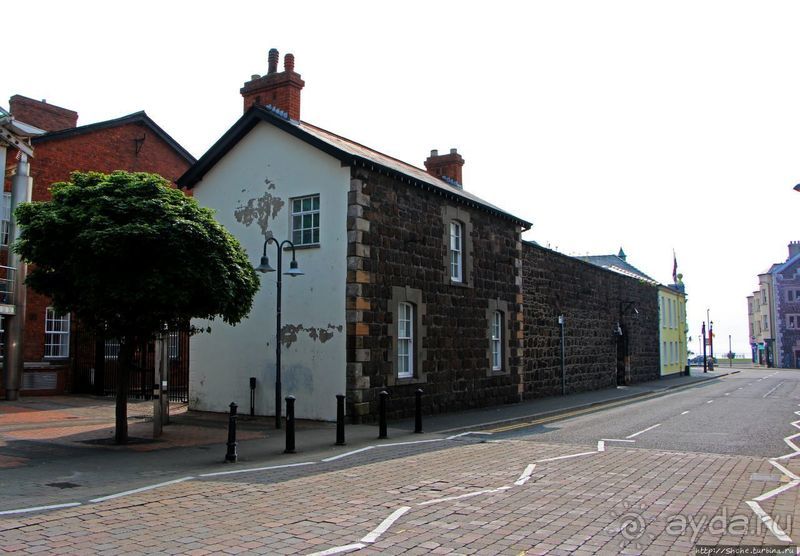 Случайное знакомство со старейшим городом Северной Ирландии 