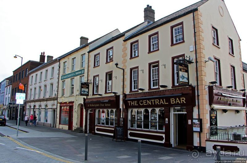 Случайное знакомство со старейшим городом Северной Ирландии 