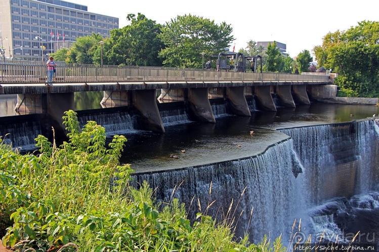 "Водяная занавеска". Водопады Ридо в Оттаве