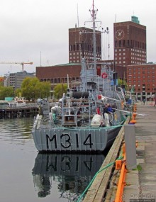 Променад вдоль берегов бухты Pipervika, элитный Aker Brygge