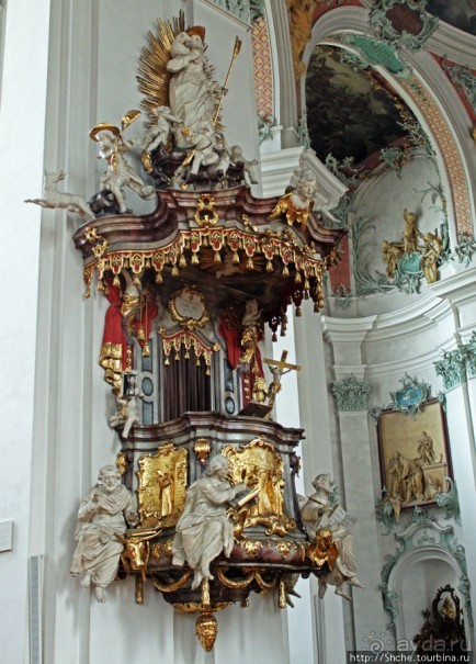 Роскошный кафедральный собор епископства Галльского