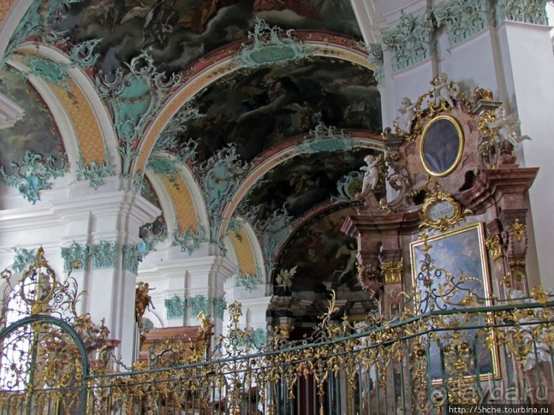 Роскошный кафедральный собор епископства Галльского