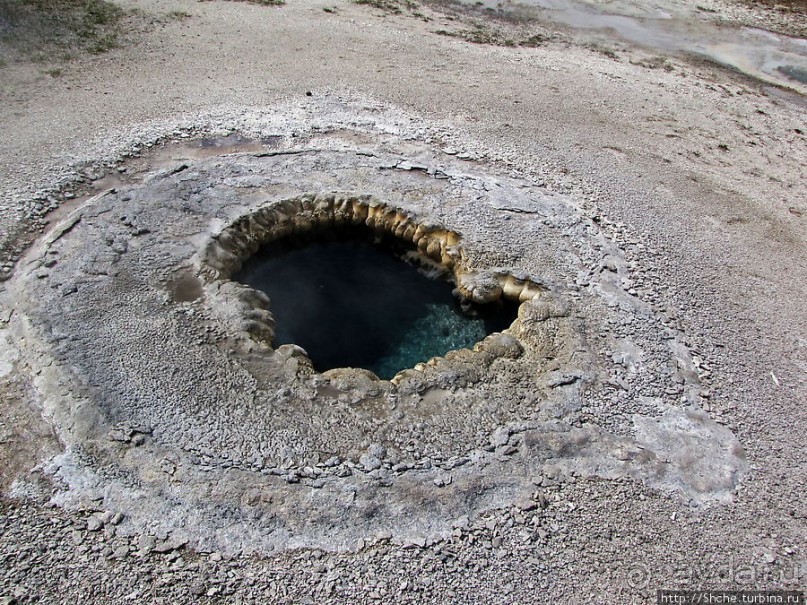 Альбом отзыва ""Живые" источники окраин Geyser Hill в Йеллоустонском Н.П."
