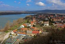 Монумент "Коронация святого Ишвана" с видами на Дунай