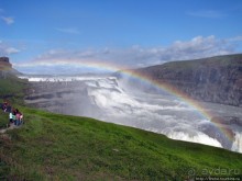 "Золотой" водопад Gullfoss — третий пункт "Золотого Кольца"