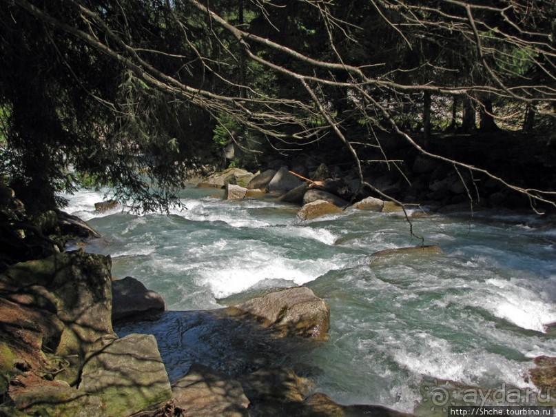 Кримльский водопад - самый высокий водопад Европы