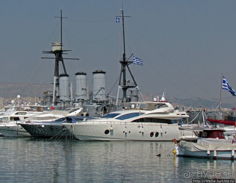 Альбом отзыва ""Flisvos Marina" — крупнейшая парковка для частных яхт"