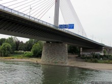 Вверх по Рейну. Добрались до Бонна — бывшей столице Германии