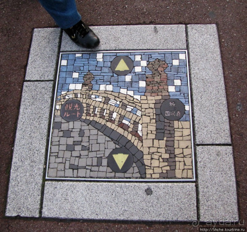 ЯПОНИЯ. Здесь и на асфальте цветы...