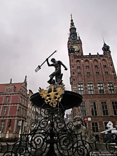 Символ города Гданьск — Фонтан Нептуна (Fontanna Neptuna)