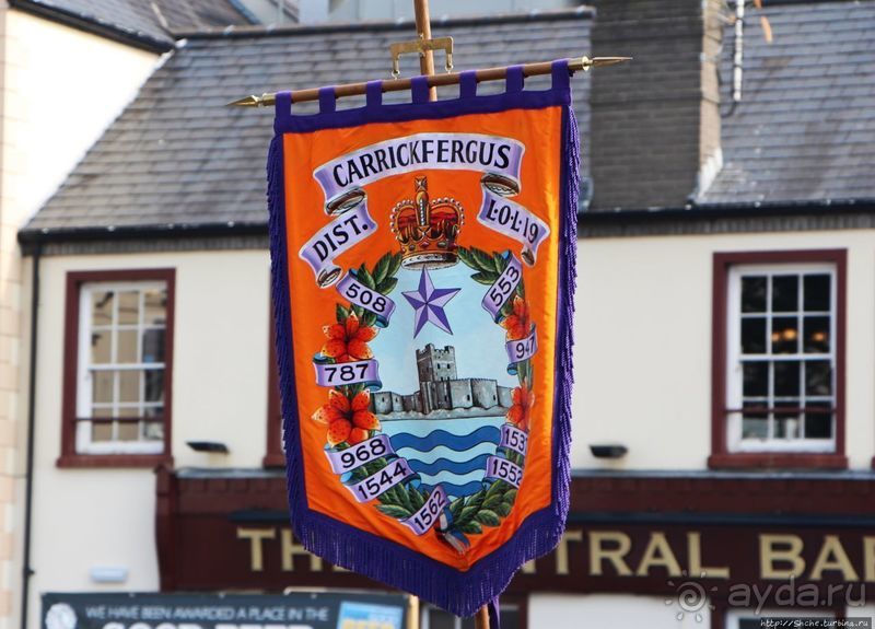 Марш оранжистов в Кэррикфергюсе 