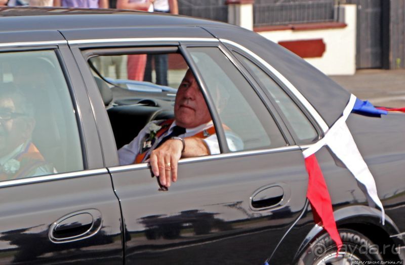 Марш оранжистов в Кэррикфергюсе 