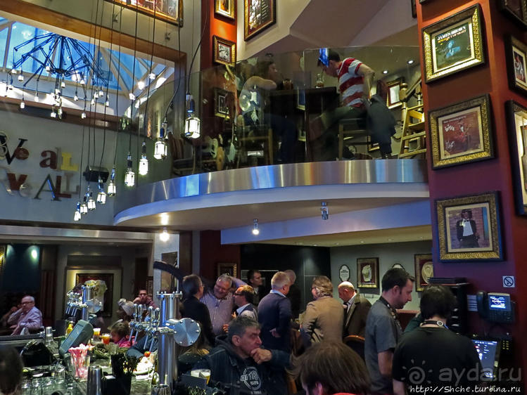 Культовое кафе в Брюсселе