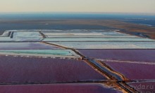 Соль добывается разная: розовая, белая, красная