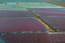 Соль добывается разная: розовая, белая, красная