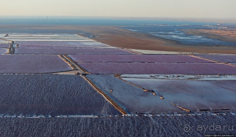 Соль добывается разная: розовая, белая, красная