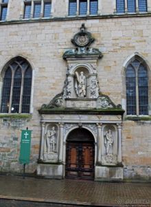 Бессмертный "Гамлет" в естественных декорациях (ЮНЕСКО №696)