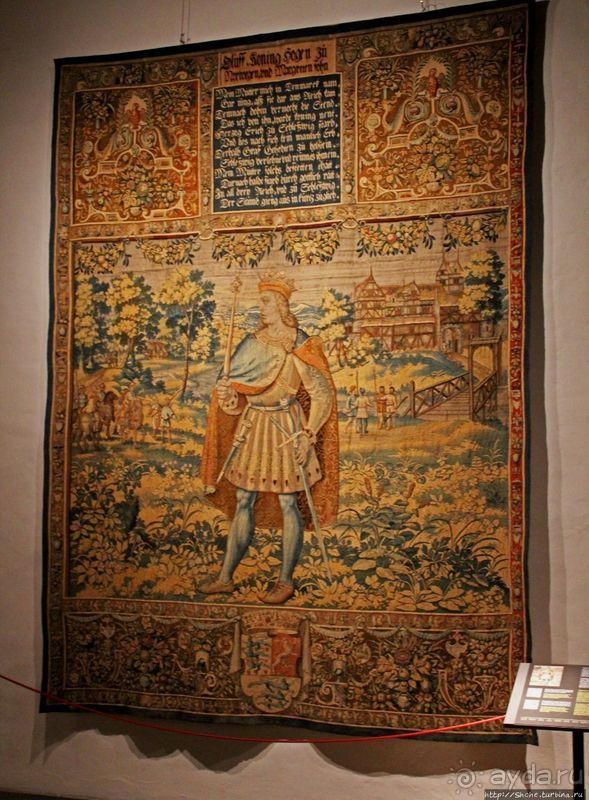 Бессмертный "Гамлет" в естественных декорациях (ЮНЕСКО №696)