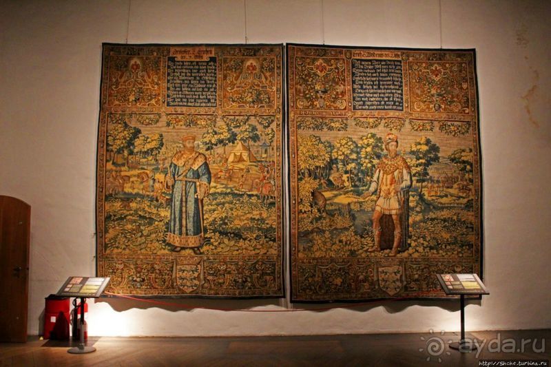 Бессмертный "Гамлет" в естественных декорациях (ЮНЕСКО №696)