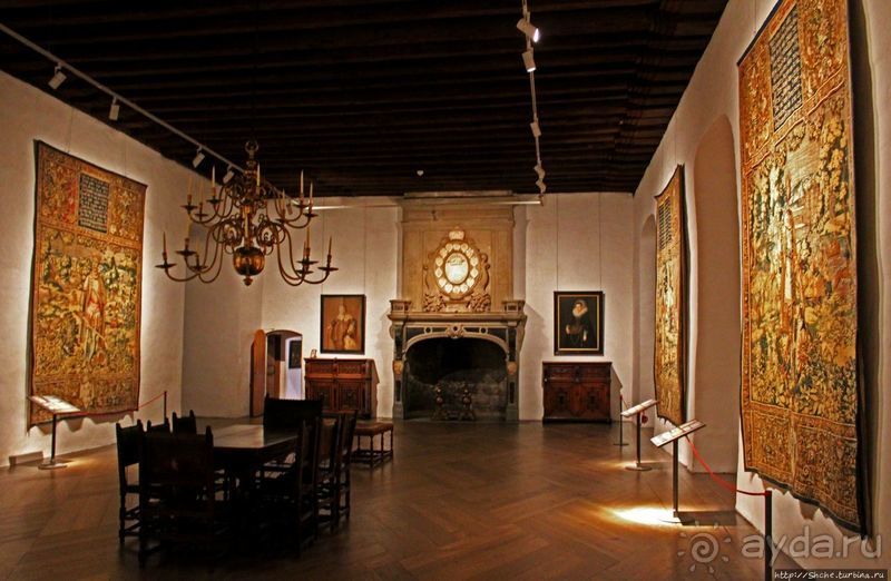 Бессмертный "Гамлет" в естественных декорациях (ЮНЕСКО №696)