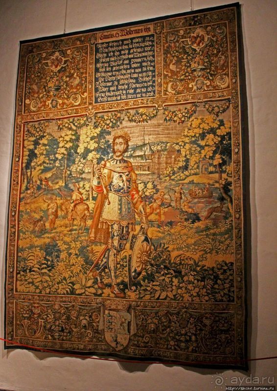 Бессмертный "Гамлет" в естественных декорациях (ЮНЕСКО №696)