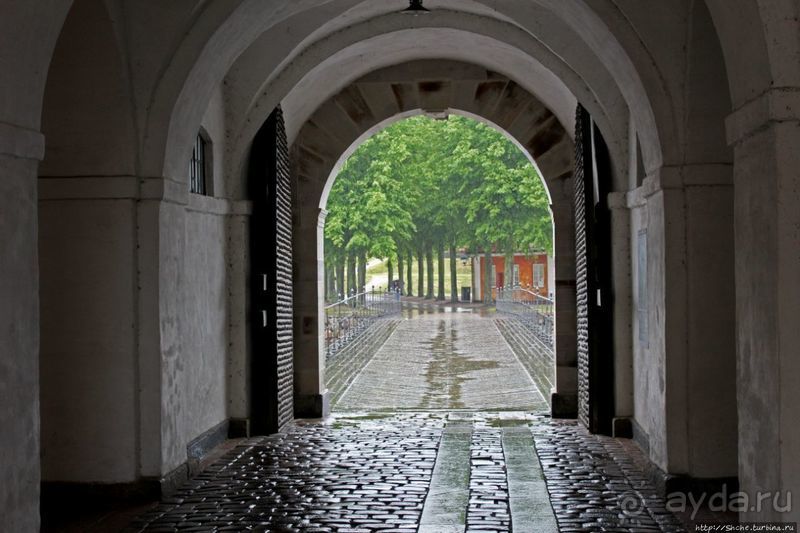 Бессмертный "Гамлет" в естественных декорациях (ЮНЕСКО №696)