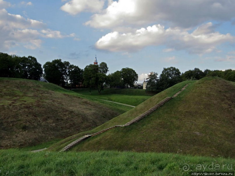 На месте погоста из старых церквей