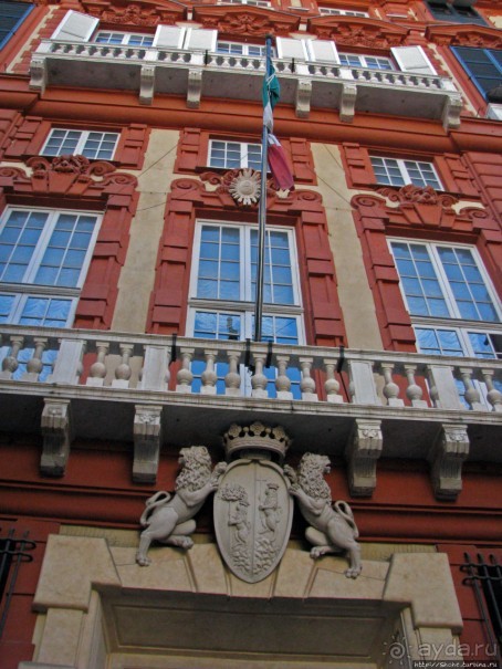 Via Garibaldi — "замаскированный" объект ЮНЕСКО (1211) Генуи