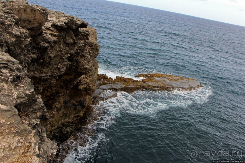 Плеском волн и запахом ветра, скал молчанием, криками чаек