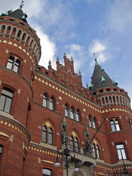 Ратуша Хельсингборга — удачный шедевр молодого дизайнера