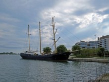 Торонто — город на озере. Набережная Онтарио