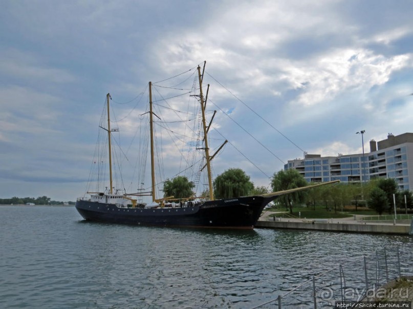 Торонто — город на озере. Набережная Онтарио