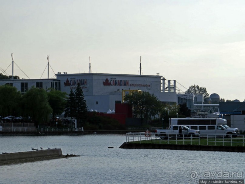 Торонто — город на озере. Набережная Онтарио