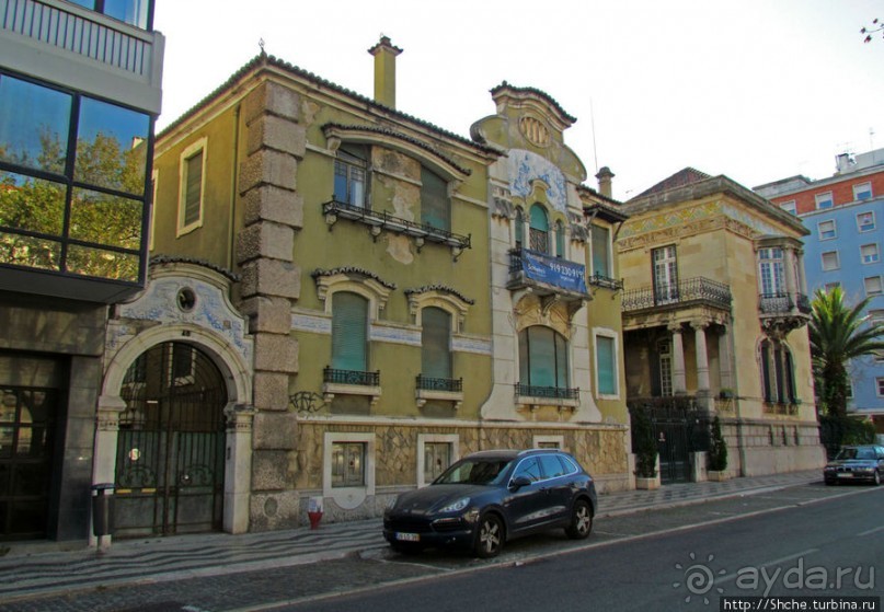 Проспект Республики (Avenida da República) : 3 км. пешком