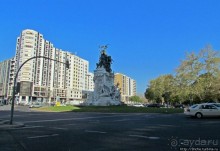 Проспект Республики (Avenida da República) : 3 км. пешком