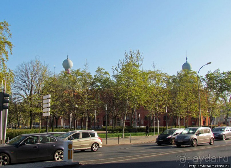 Проспект Республики (Avenida da República) : 3 км. пешком