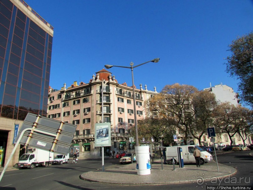 Проспект Республики (Avenida da República) : 3 км. пешком