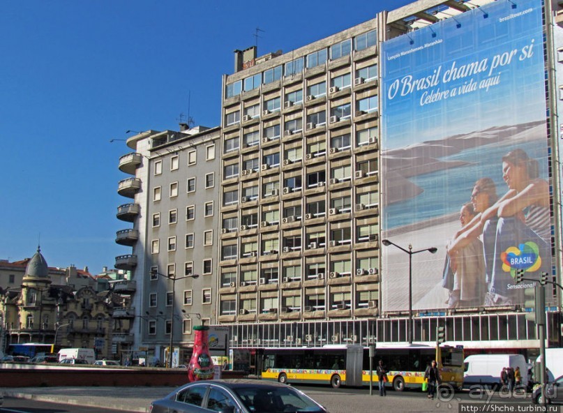 Проспект Республики (Avenida da República) : 3 км. пешком