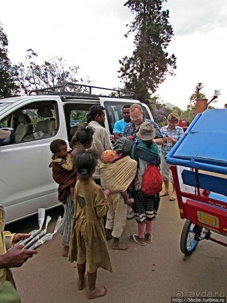 По главному проспекту на пус-пусах... "Покатушки" в Анцирабе
