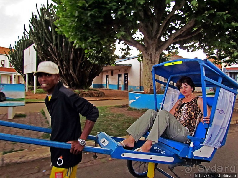 По главному проспекту на пус-пусах... "Покатушки" в Анцирабе