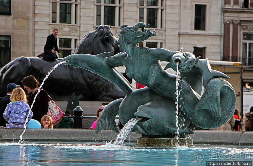 Фонтаны на Трафальгарской площади