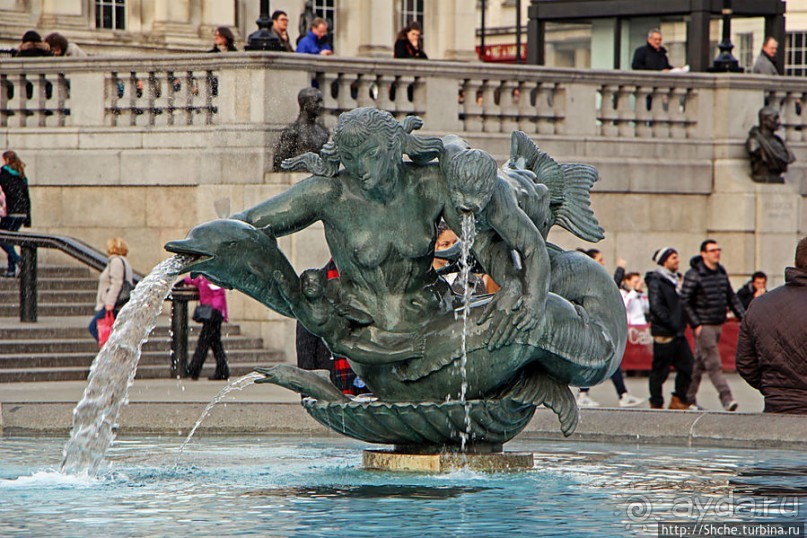 Фонтаны на Трафальгарской площади