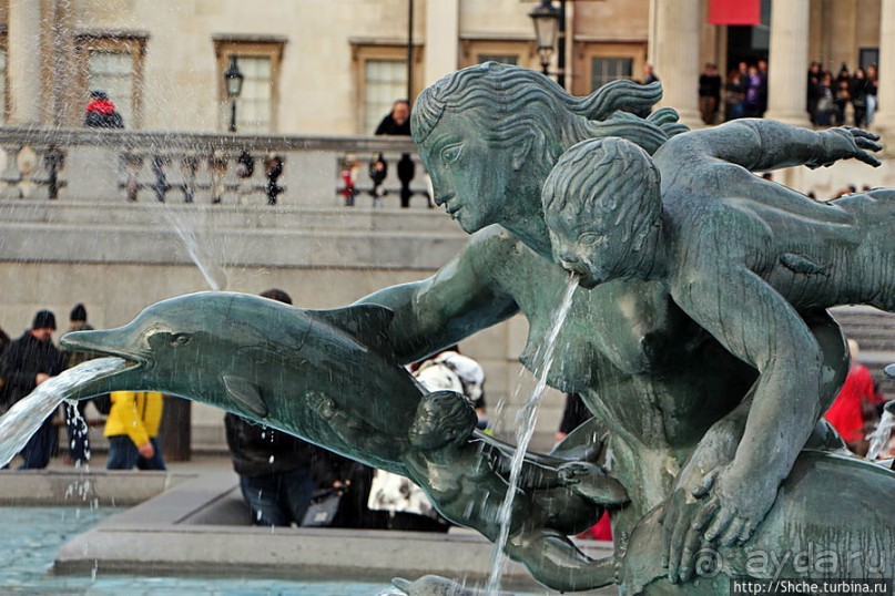 Фонтаны на Трафальгарской площади