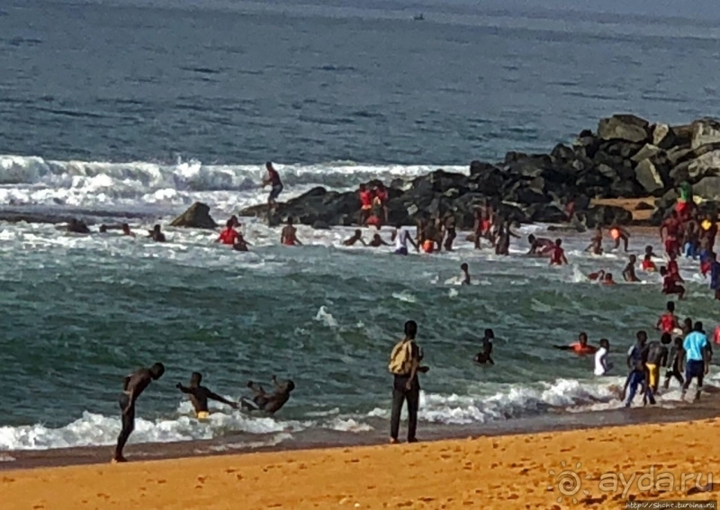 Пляжи в Того. Субботние купания местных