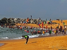 Пляжи в Того. Субботние купания местных