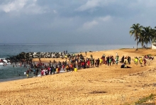 Пляжи в Того. Субботние купания местных