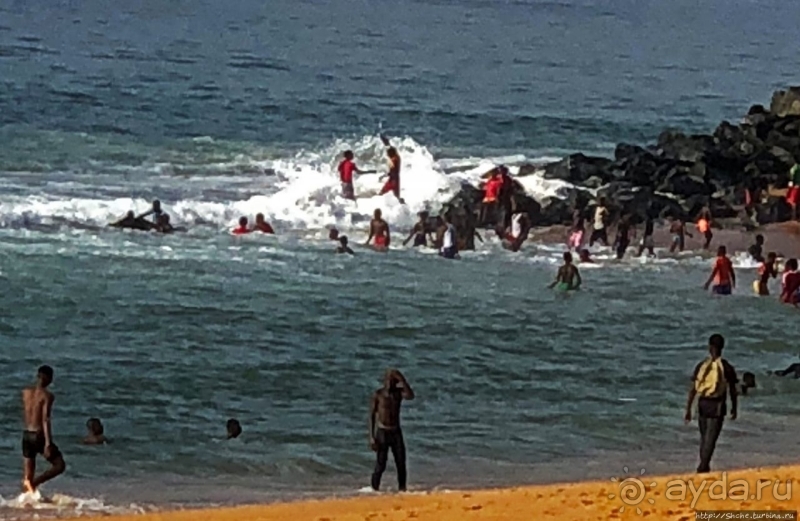 Пляжи в Того. Субботние купания местных