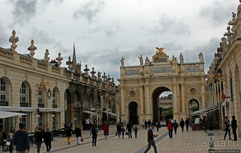 Три площади Нанси (памятник ЮНЕСКО №229): площадь Станислава