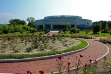 Предмет гордости КНДР — детский лагерь со своим океанариумом Азия → КНДР → Вонсан