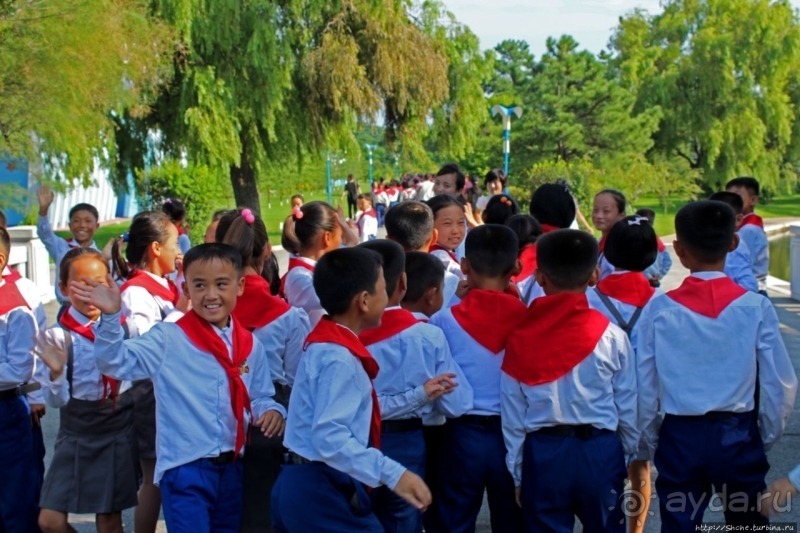 Предмет гордости КНДР — детский лагерь со своим океанариумом Азия → КНДР → Вонсан